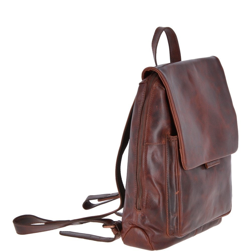Medium Leather Zip Around Vintage Backpack Tan : Fred
