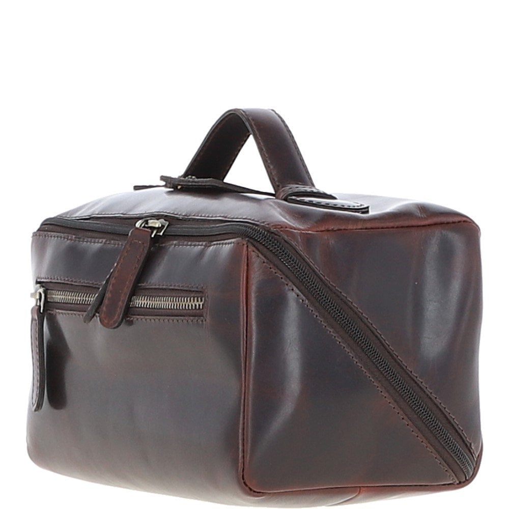 Leather Washbag Brown: K-49